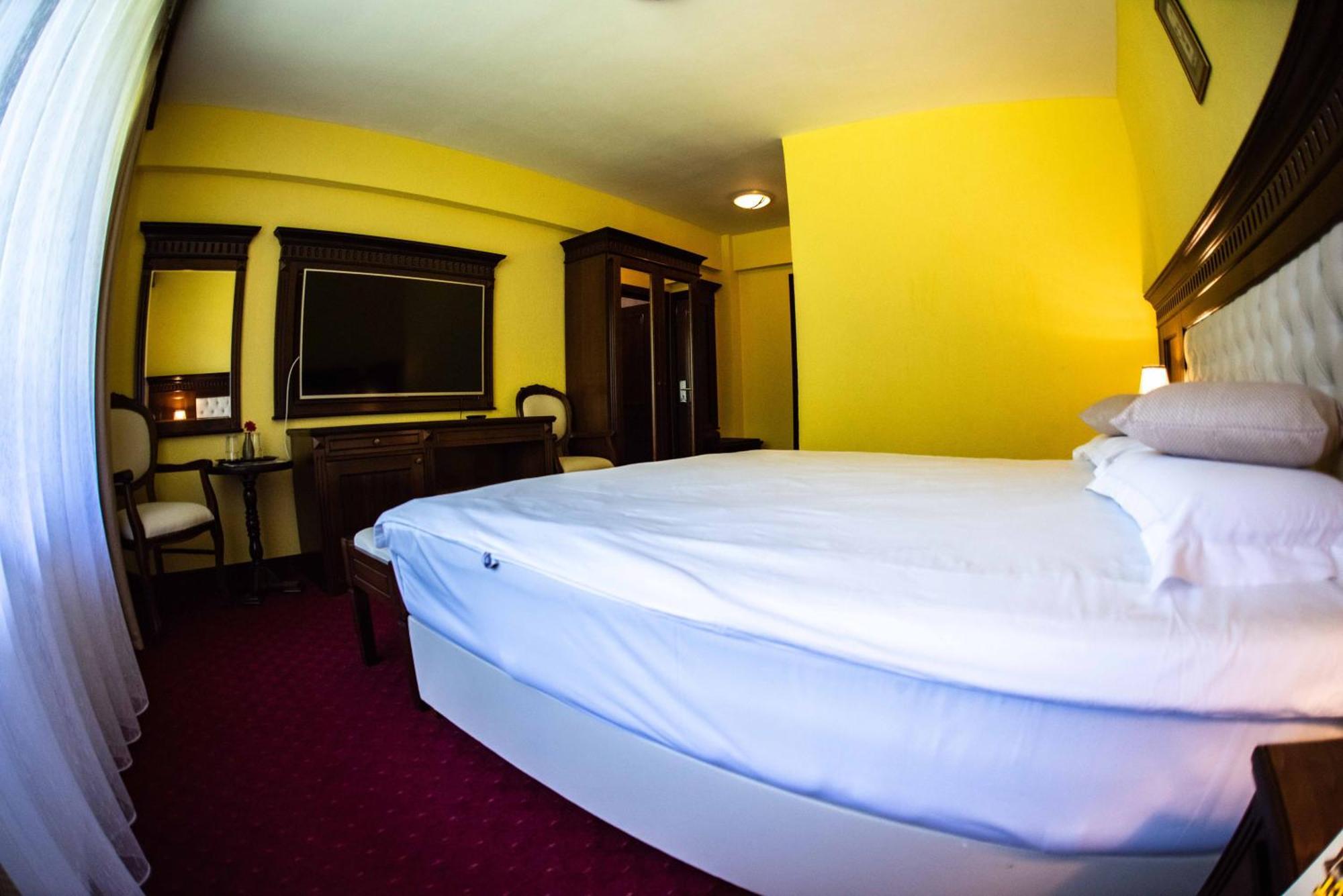 Hotel Trei Brazi Băile Olăneşti المظهر الخارجي الصورة
