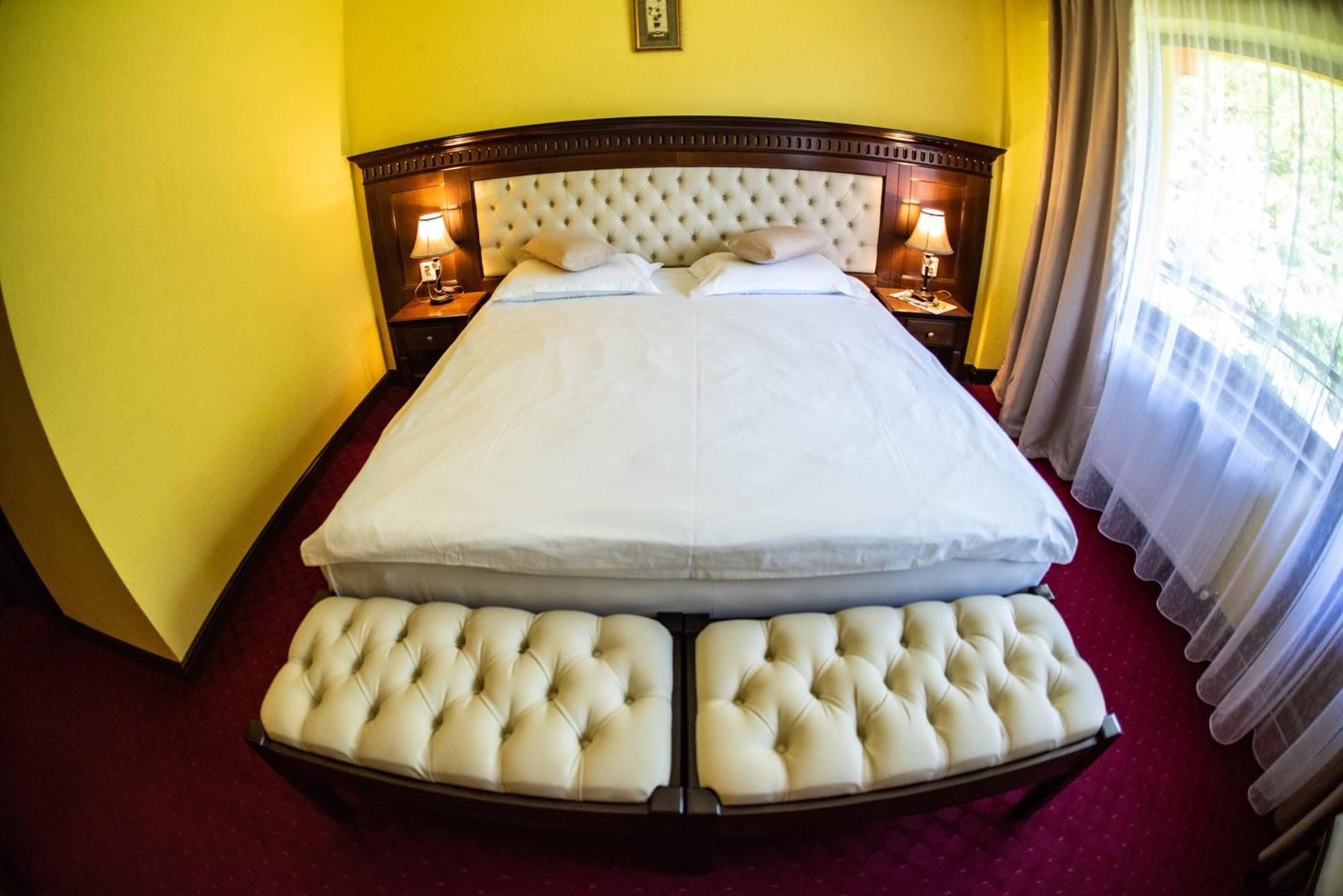 Hotel Trei Brazi Băile Olăneşti المظهر الخارجي الصورة
