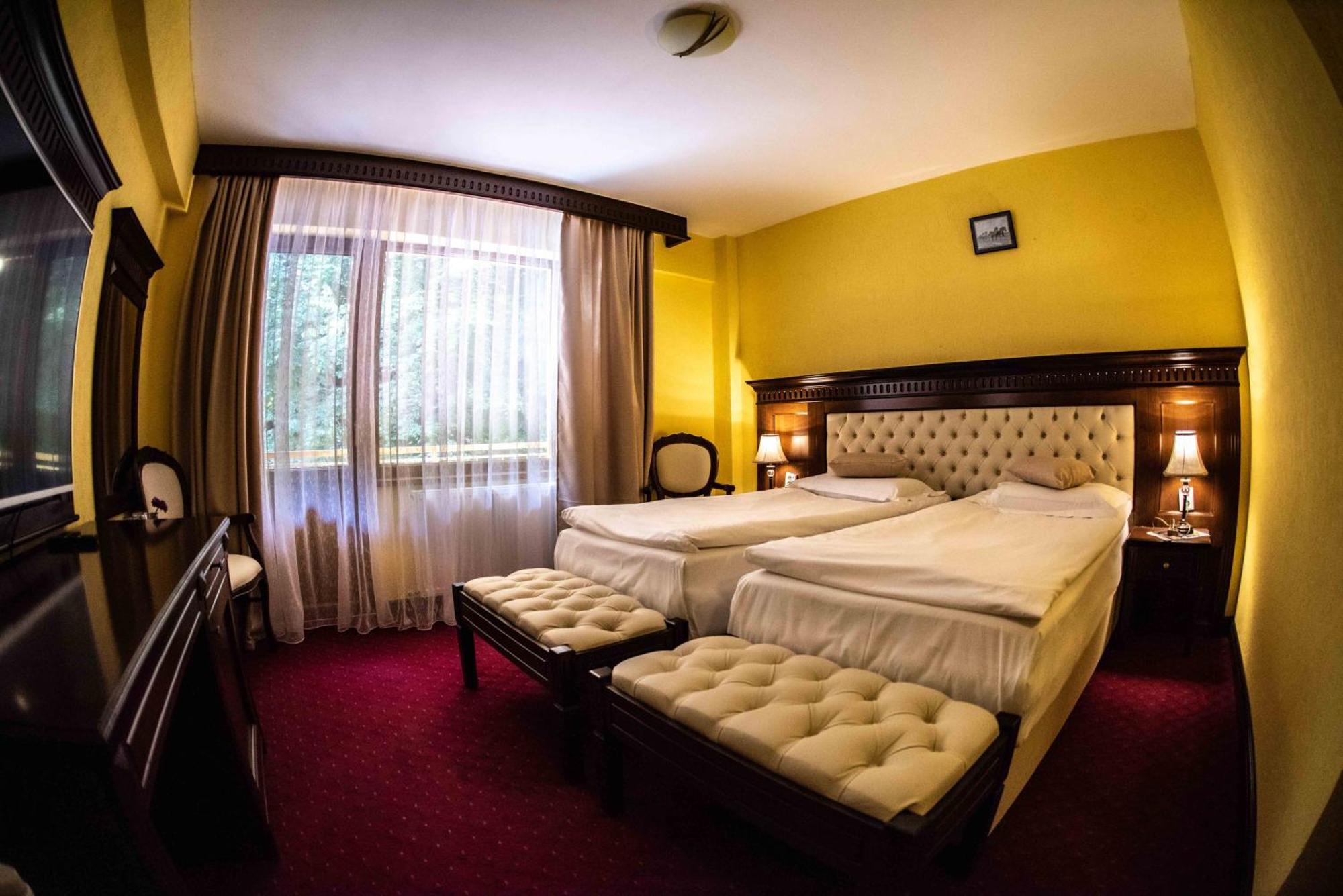 Hotel Trei Brazi Băile Olăneşti المظهر الخارجي الصورة