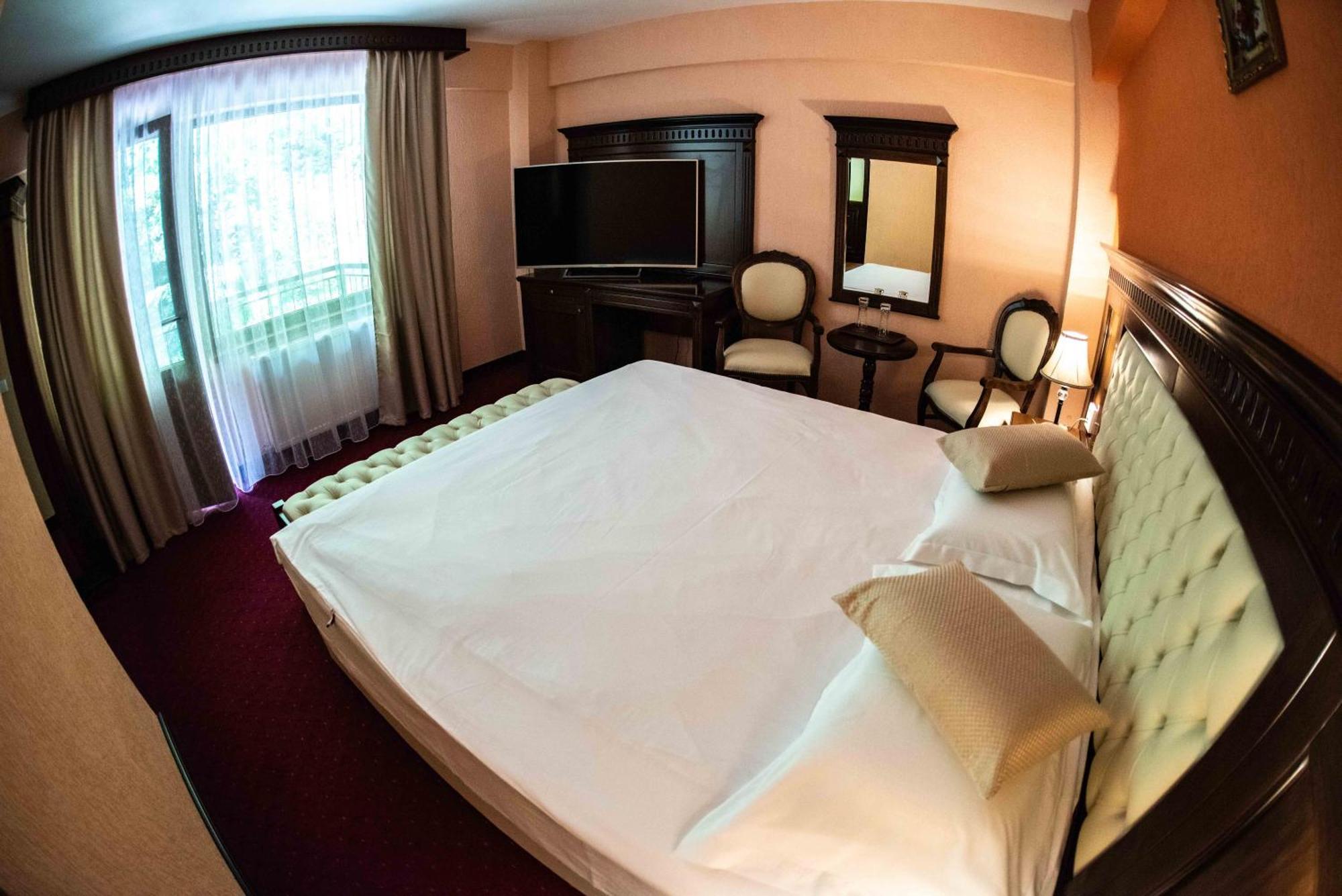 Hotel Trei Brazi Băile Olăneşti المظهر الخارجي الصورة